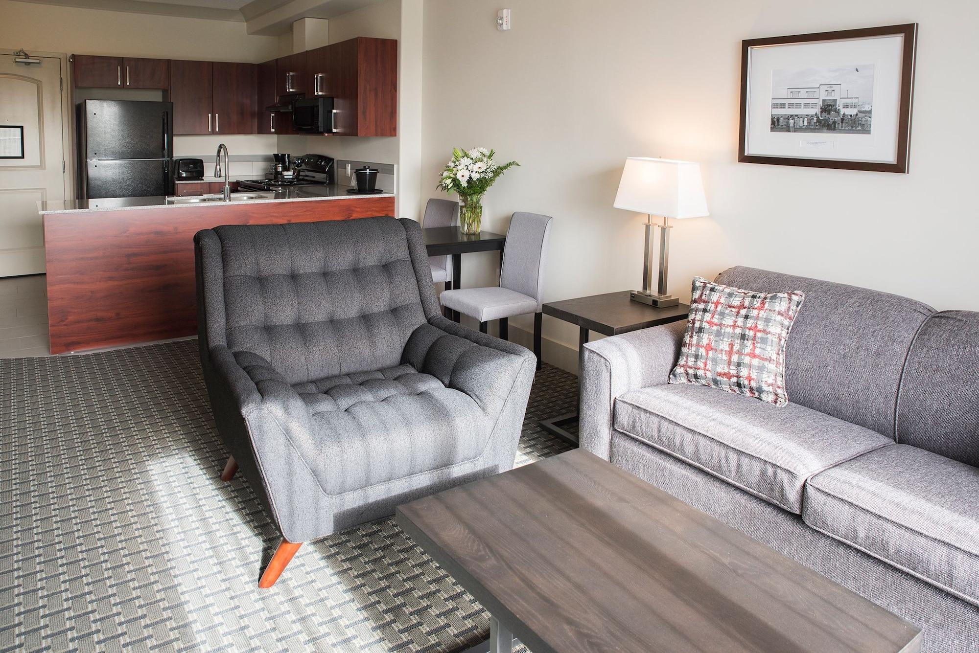 Chateau Nova Yellowknife Extérieur photo